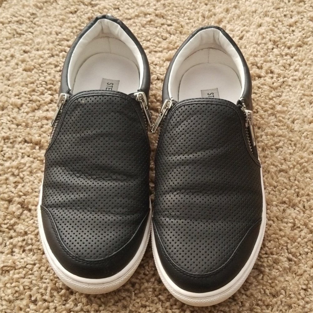 Steve Madden sneakers